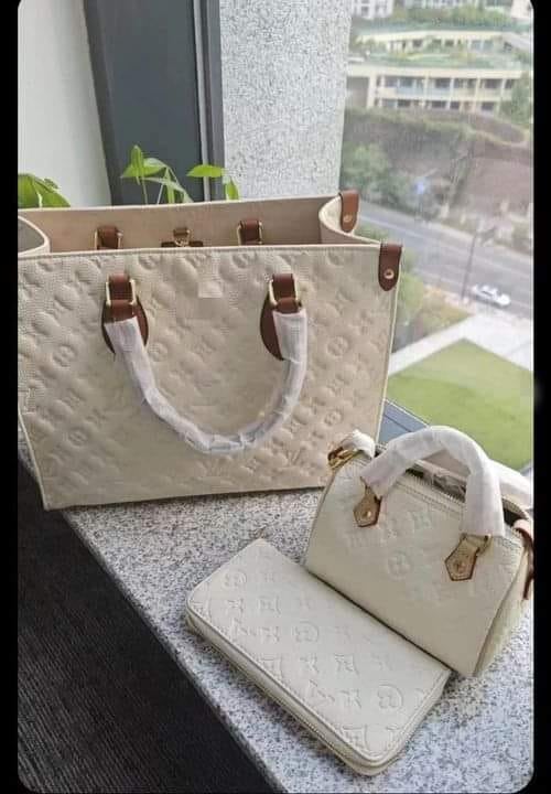 SET - WHITE